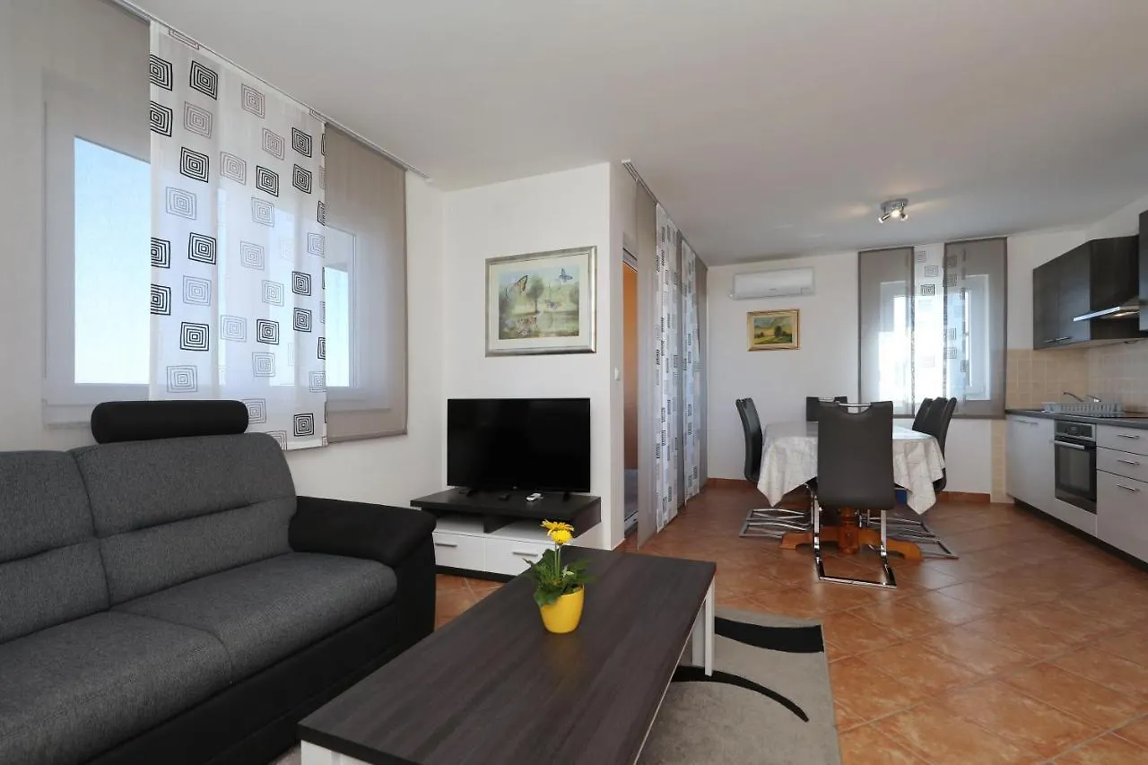 Apartment Dora Preko 0*,  Kroatien