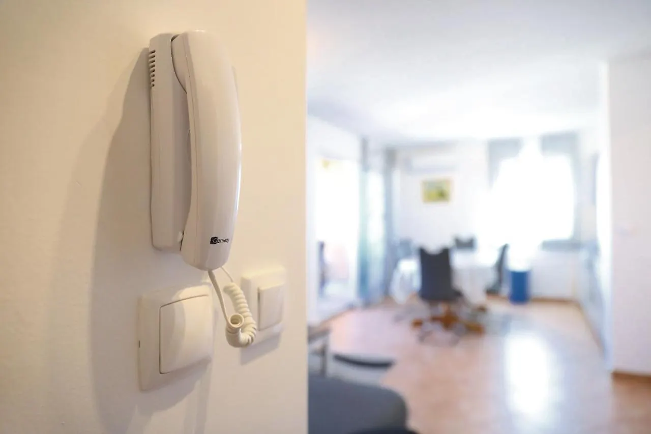 Apartment Dora Preko Kroatien