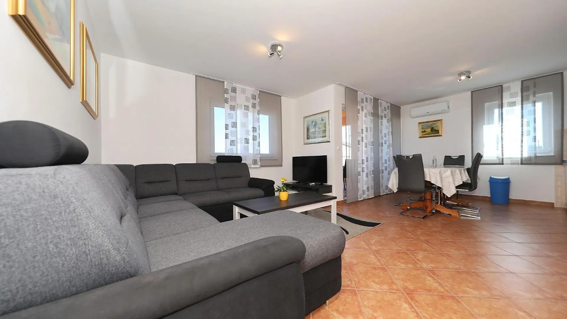 Apartment Dora Preko