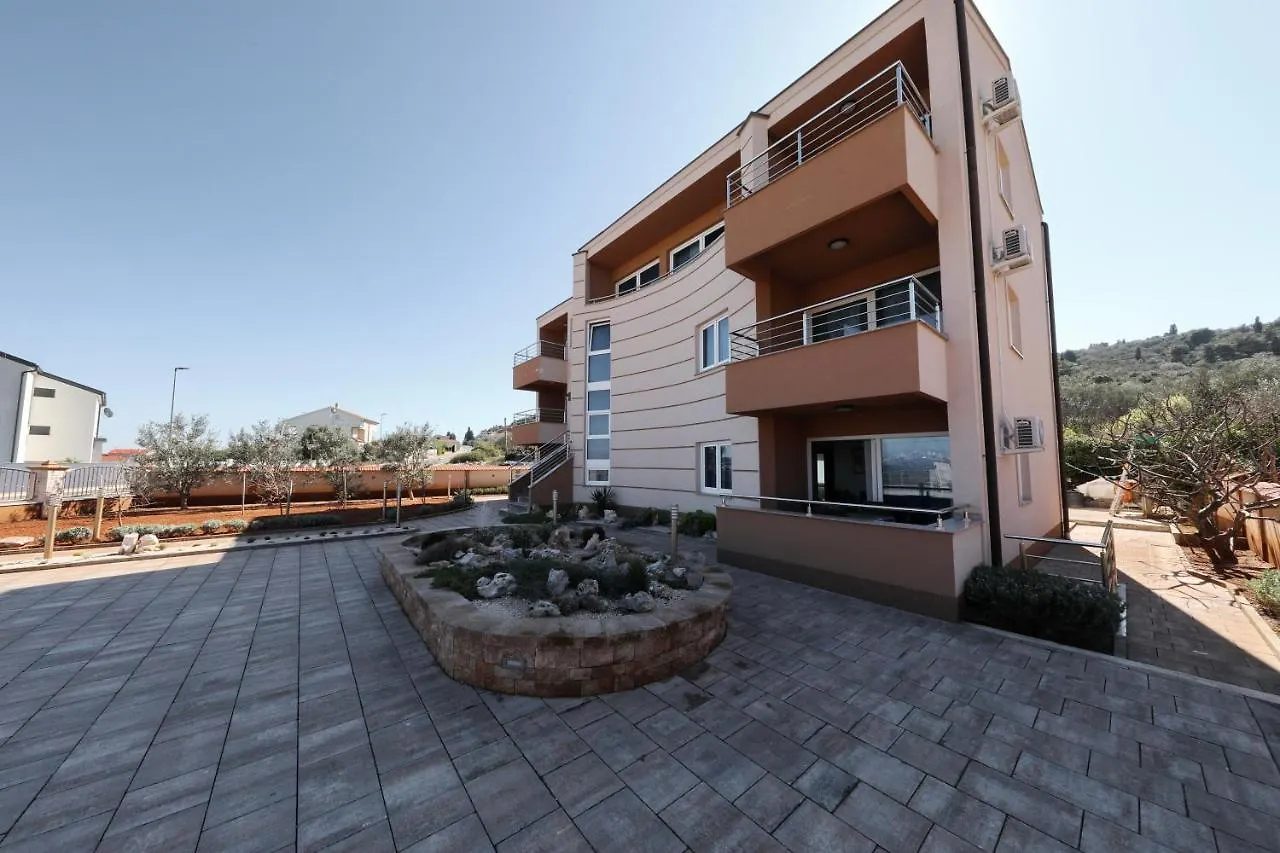 Apartment Dora Preko