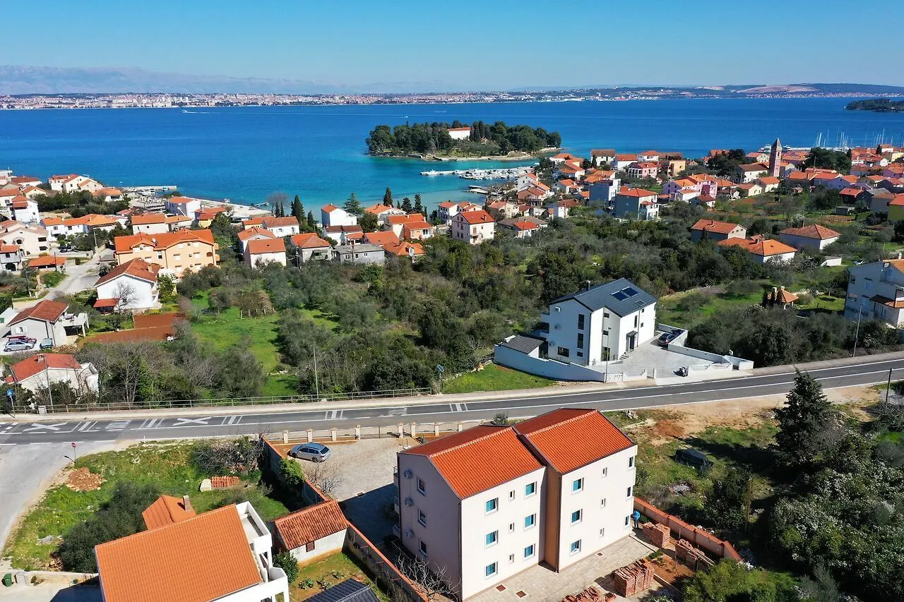 Apartment Dora Preko